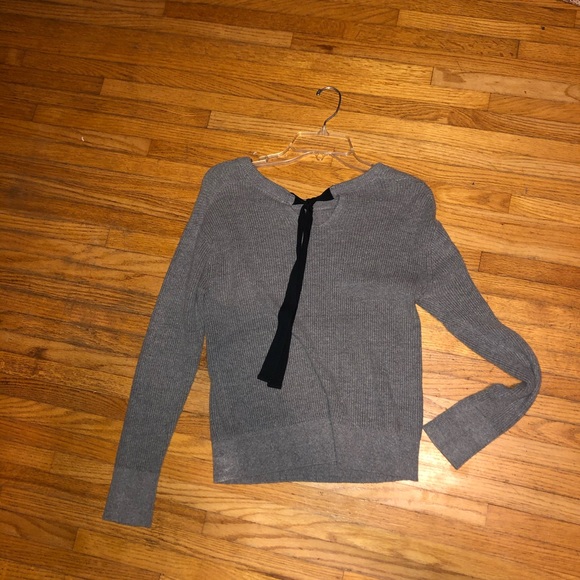 grey sweater - Picture 2 of 2